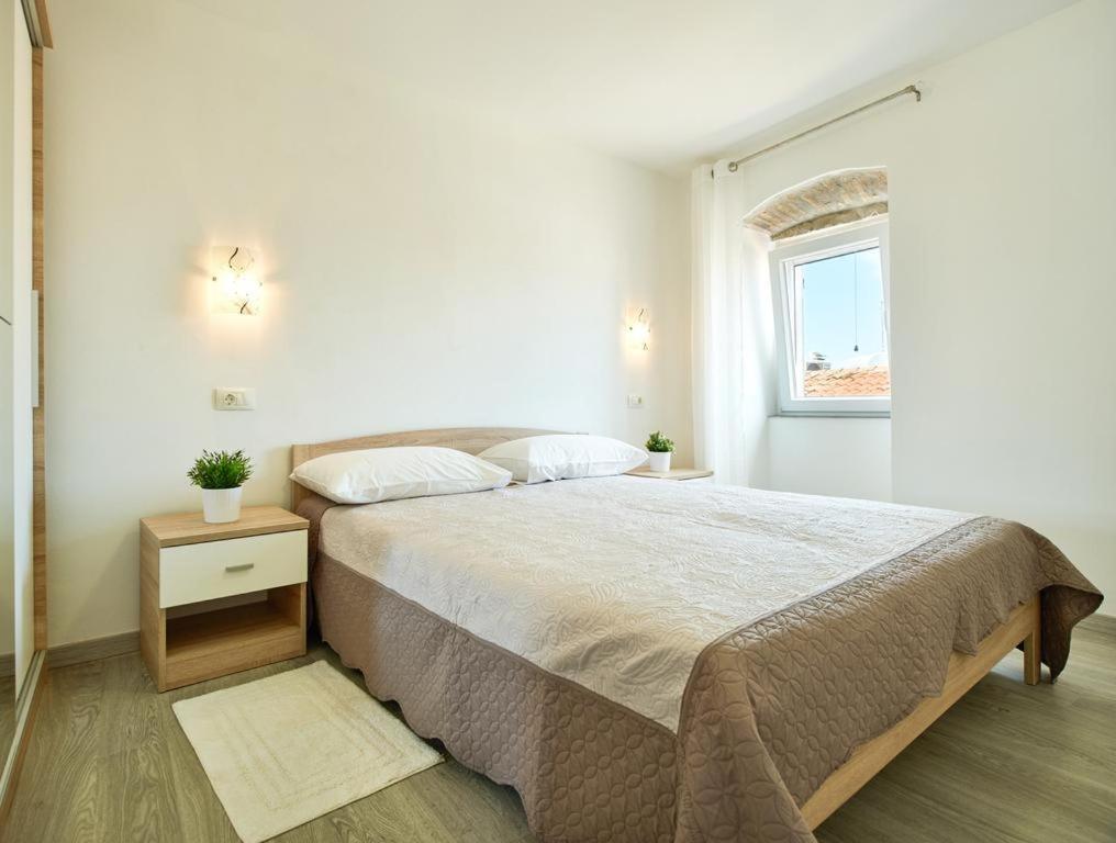 Roviv Apartments In The Old Town By Irundo Rovinj Zewnętrze zdjęcie