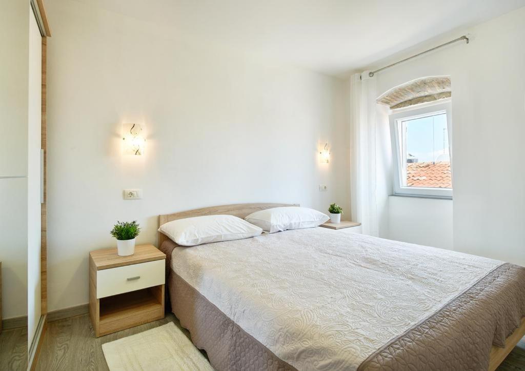 Roviv Apartments In The Old Town By Irundo Rovinj Zewnętrze zdjęcie